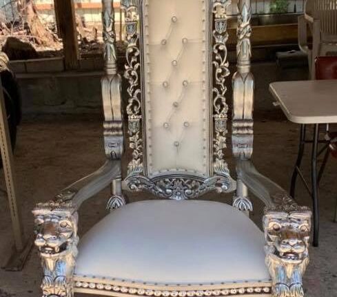 King trone chair
